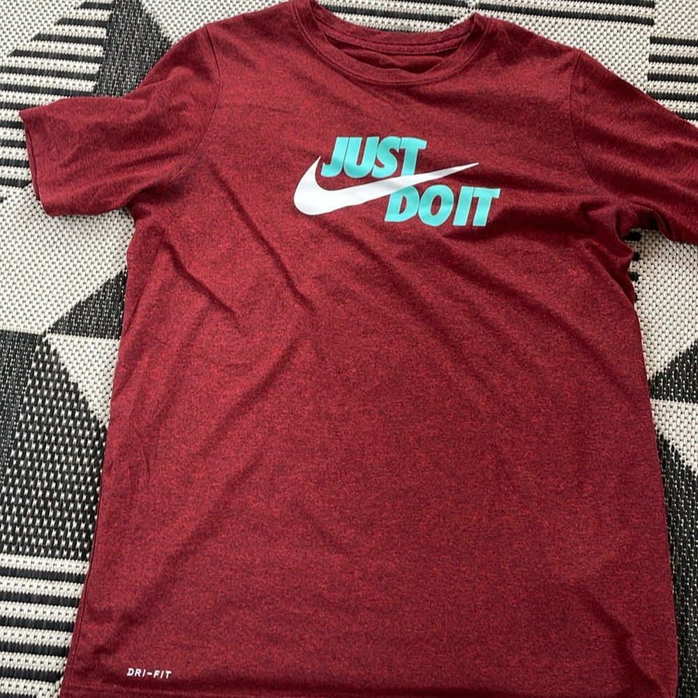 Burgundy Nike tee